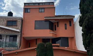 Venta Residencia, Ubicado en Parques Coyoacán, Cdmx