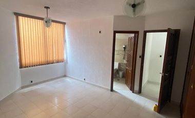 Venta Residencia, Ubicado en Parques Coyoacán, Cdmx