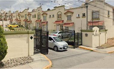 EPGN (EMB) CASA EN VENTA EN URBI VILLA DEL REY EDO MEX
