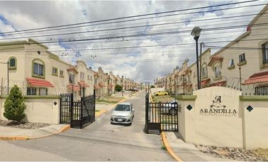 EPGN (EMB) CASA EN VENTA EN URBI VILLA DEL REY EDO MEX