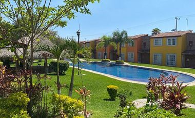 Casa en venta, fraccionamiento con alberca, jardin y vigilancia las 24 horas