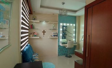 En Machala En Venta Linda Casa en Urbanización Privada con 3 dormitorios y en P.B. Estudio o Dormitorio pequeño