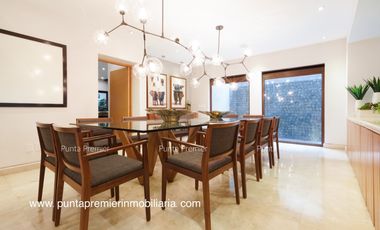 Casa de Lujo en Renta en Lomas Del Valle Amueblada Zona Andares Zapopan