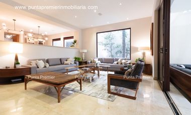 Casa de Lujo en Renta en Lomas Del Valle Amueblada Zona Andares Zapopan