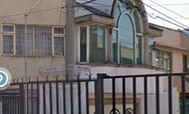 CASA EN REMATE EN PASEOS DE CHURUBUSCO