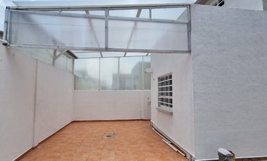 Casa en renta el Fraccionamiento Villas del Campo en Calimaya, Estado de México, modelo Tahoe con ampliación en privada