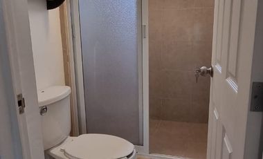 Casa en renta el Fraccionamiento Villas del Campo en Calimaya, Estado de México, modelo Tahoe con ampliación en privada