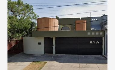 CASA EN REMATE EN CD SATELITE CDMX
