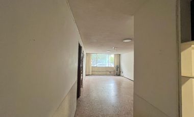 Amplia Propiedad con 7 recamaras