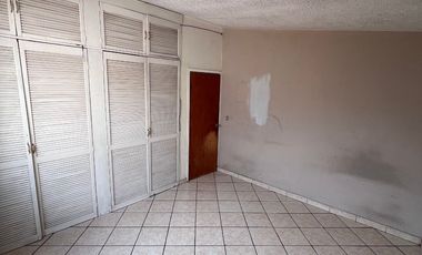 Amplia Propiedad con 7 recamaras