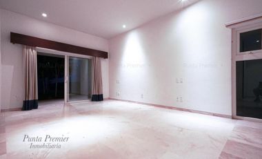 Casa de Lujo en Renta con Alberca Lomas del Valle Zona Andares Zapopan Puerta de Hierro
