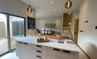CASA EN VENTA EN SIERRA VISTA PEDREGALES