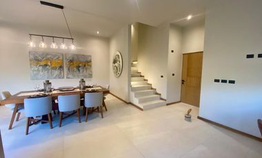 CASA EN VENTA EN SIERRA VISTA PEDREGALES