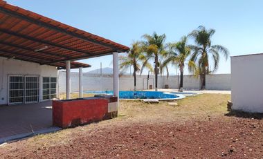 EXCELENTE CASA EN VENTA A PRECIO DE TERRENO...
