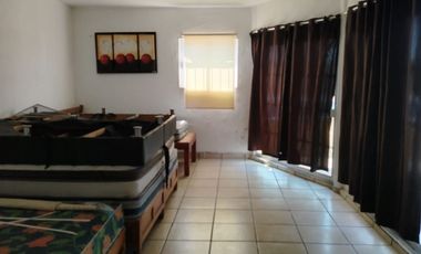 EXCELENTE CASA EN VENTA A PRECIO DE TERRENO...