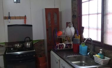 4 Casa en terreno de 213 Mts. Aprox. Cercana a Avda. José Miguel Carrera, Paradero 38 de Gran Avenida.