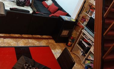 4 Casa en terreno de 213 Mts. Aprox. Cercana a Avda. José Miguel Carrera, Paradero 38 de Gran Avenida.