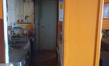 Venta Casa de 2 Pisos con Local Comercial en Pudahuel Sur