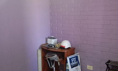 Venta Casa de 2 Pisos con Local Comercial en Pudahuel Sur