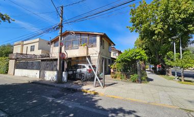 Venta de Cómoda Casa en Avenida Principal