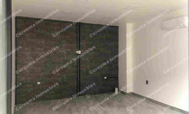 Gran Oportunidad! Bodega de 7630 m² con Racks y Oficinas en Santa Rosa Plan de Ayala, León, Gto