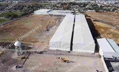 Gran Oportunidad! Bodega de 7630 m² con Racks y Oficinas en Santa Rosa Plan de Ayala, León, Gto