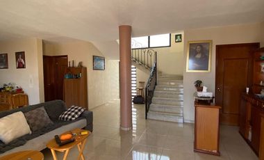 CASA EN VENTA UBICADA EN ALCALDE, LAGOS DE MORELOS