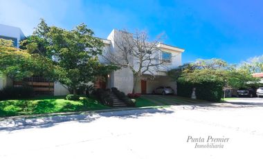 Casa en Renta en Colinas San Javier de Lujo Zona Andares Zapopan