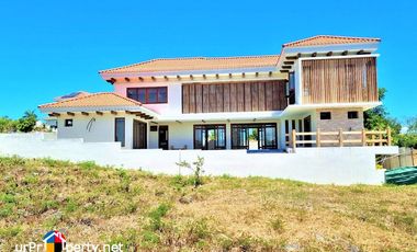 Brand-new House and Lot with Swimming Pool in Amara Liloan Cebu