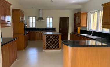 Newly Renovated House for Rent in BF Homes Paranaque