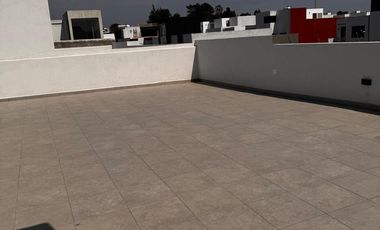 CASA EN VENTA CERCA DE PLAZA SAN DIEGO