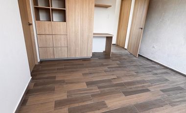 CASA EN VENTA CERCA DE PLAZA SAN DIEGO