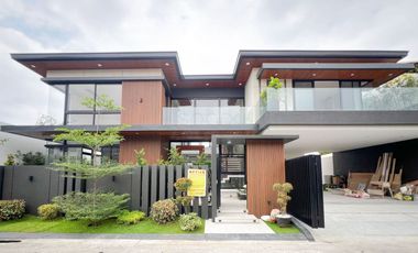 FOR SALE: Brand New 6 Bedrooms House and Lot with Swimming Pool in BF Homes Parañaque