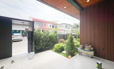 FOR SALE: Brand New 6 Bedrooms House and Lot with Swimming Pool in BF Homes Parañaque
