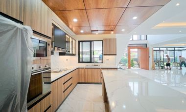 FOR SALE: Brand New 6 Bedrooms House and Lot with Swimming Pool in BF Homes Parañaque