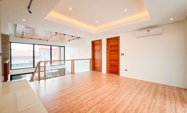 FOR SALE: Brand New 6 Bedrooms House and Lot with Swimming Pool in BF Homes Parañaque