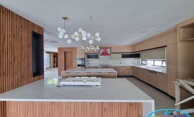 10 Bedroom House For Sale in Maria Luisa Banilad Cebu City