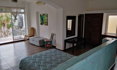 Renta Casa Amueblada con Alberca en La Playa