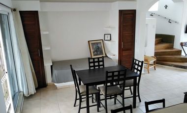 Renta Casa Amueblada con Alberca en La Playa