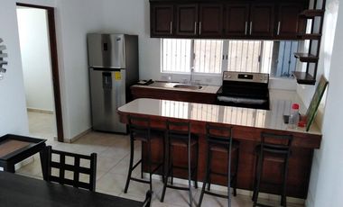 Renta Casa Amueblada con Alberca en La Playa