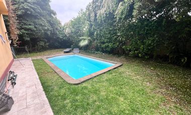 Gran Casa Colonial Con Mucho Estilo, En Muy Buen Sector