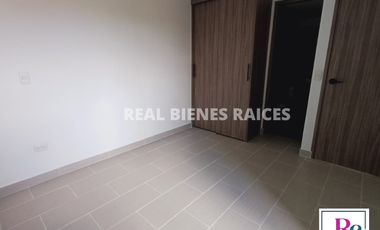 ¡Tu nuevo hogar te espera! Apartamento de 3 habitaciones en excelente ubicación.