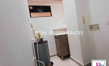 ¡Tu nuevo hogar te espera! Apartamento de 3 habitaciones en excelente ubicación.