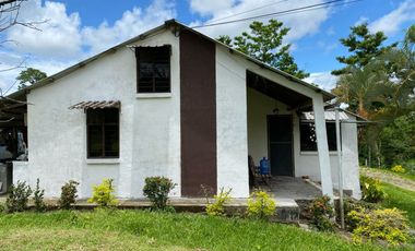 Se Vende Casa con Terreno de 1800 m2  en las Villegas ,La Concordia