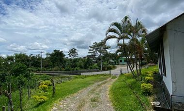 Se Vende Casa con Terreno de 1800 m2  en las Villegas ,La Concordia