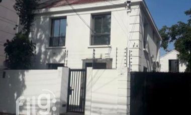 VENDO CASA/OFICINA 4D/4B ÑUÑOA