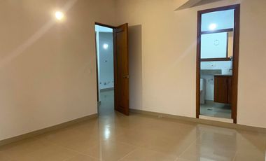 Apartamento en venta en Aves Maria, Sabaneta, Antioquia