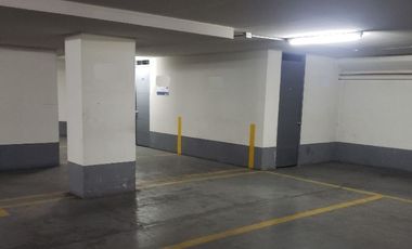 Estacionamiento en venta en Santiago, Providencia