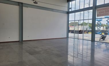 Excelente bodega para renta ubicado en Siberia