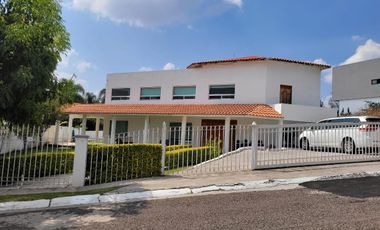 Residencia en Club Hípico Vista Real